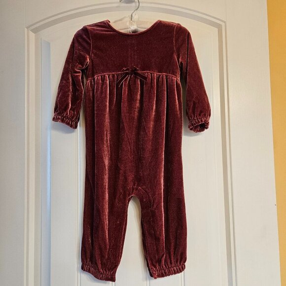 Carter's Other - Sale 🎉🥳 4/$25 or $10 Carters Velvet Jumper. Size 9 Months.
